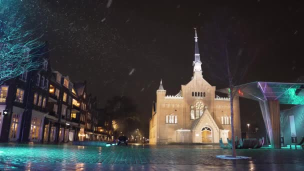 Protestantse Gemeente Hoogeveen Church Netherlands Snowing Night — Stock Video