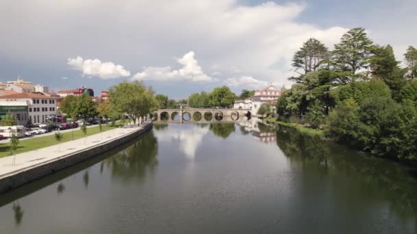 Pont Trajano Vue Aval Pont Romain Des Chaves Promenade Calme — Video