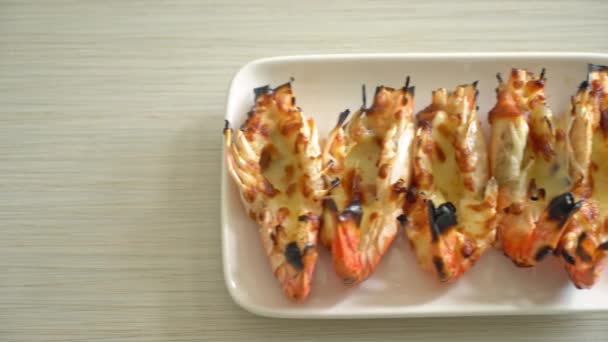 Gamberetti Fiume Alla Griglia Gamberetti Con Formaggio Stile Pesce — Video Stock