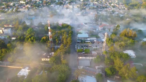 Jarabacoa Uitzicht Vanuit Lucht Stad Bedekt Met Mist Ochtend Prachtige — Stockvideo