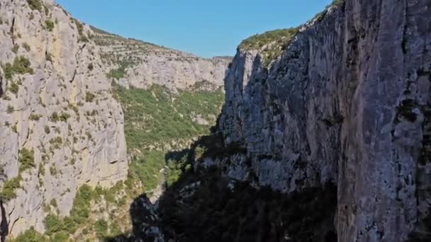 Aiguines Francja Aerial Dramatyczny Krajobraz Naturalny Strzał Dron Latający Przez — Wideo stockowe