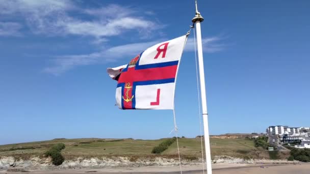 Saving Lives Sea Rnil Flag Waving England Shores — Stock Video