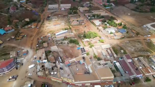 Aerial Busy Town Center Kenya Drone Flying Backwards Rooftops — Stock Video