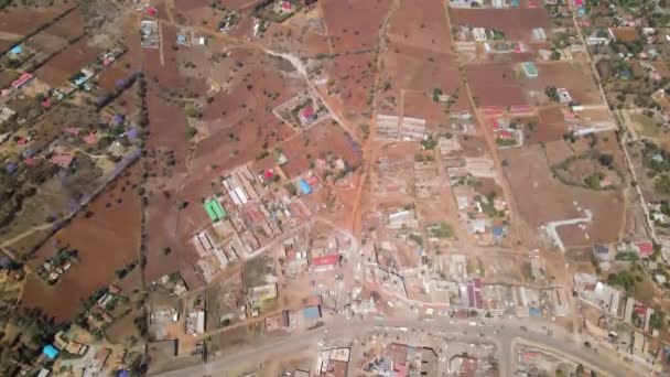 Haute Antenne Périphérie Ville Africaine Près Des Terres Agricoles Dans — Video