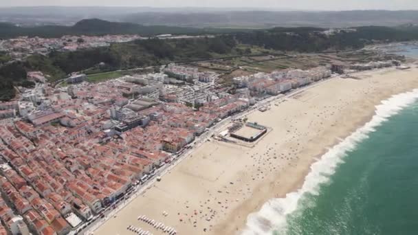 Blick Aus Der Luft Auf Den Strand Von Nazar Auch — Stockvideo