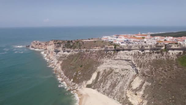 Légi Panoráma Nazar Tengerpartjára Szörfös Paradicsom Portugália — Stock videók