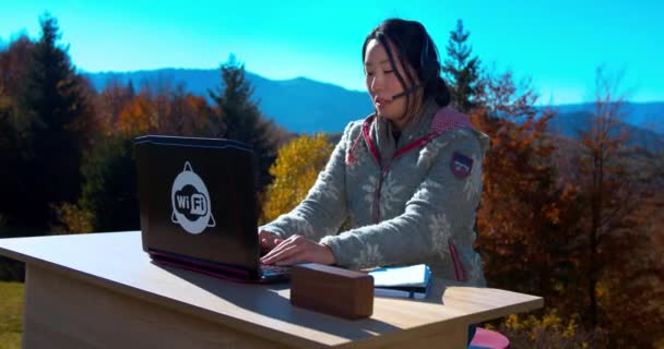 Japanese Female Call Center Agent Manager Student Wearing Headset Having — Stock Video