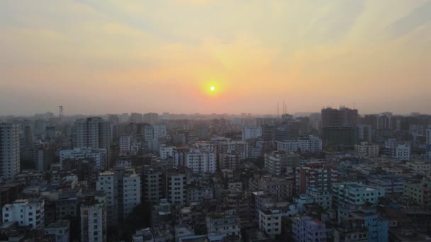 Vistas Panorámicas Ciudad Daca Durante Atardecer Dorado — Vídeo de stock