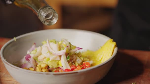 Bereiding Van Ceviche Filmische Slow Motion Close Shot Van Een — Stockvideo