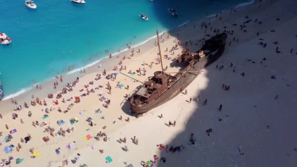 Vista Aérea Drone Praia Navagio Costa Mar Jónico Zakynthos Grécia — Vídeo de Stock