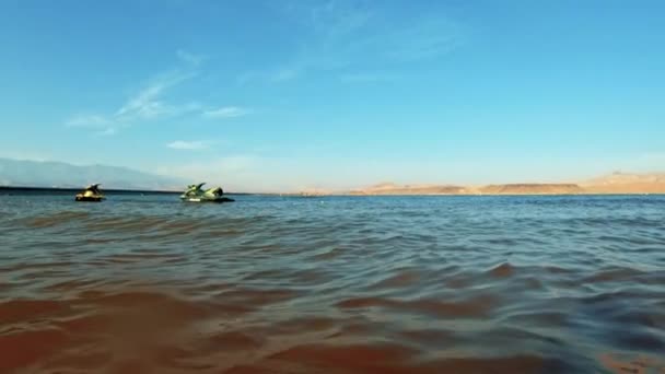 Movimiento Lento Las Olas Que Fluyen Embalse Del Lago Arena — Vídeo de stock