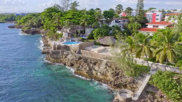 Luxuoso Resort Beira Mar Alojamento Com Piscina Privada Costa Verde — Vídeo de Stock