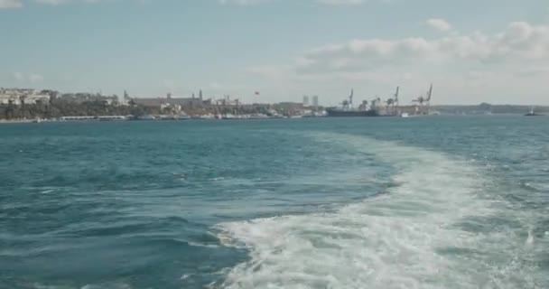 Hyperlapse Ferry View Istanbul Bosphorus Sea Ship Trail White Foam — стокове відео