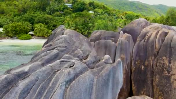 Seychelles Digue Rocks Aerial Drone14 Mp4 — Video Stock