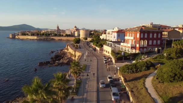 Vue Aérienne Ancienne Ville Côtière Alghero Italie Une Destination Touristique — Video