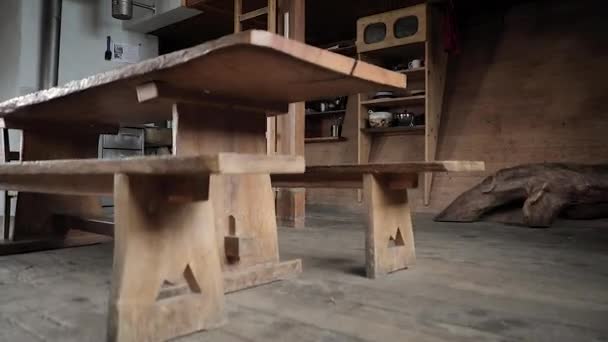 Interno Vecchia Cabina Legno Vintage Vuota Liscio Gimbal Colpo Pan — Video Stock