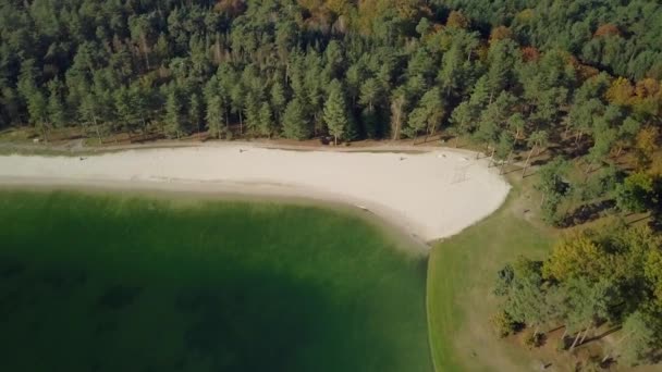 Veduta Aerea Drone Presso Lago Sabbia Bianca Vicino Alla Grande — Video Stock