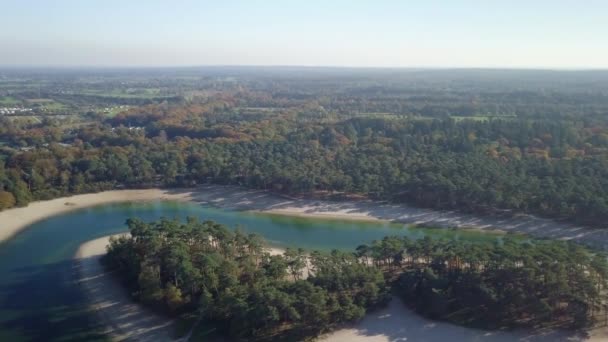 Vista Aérea Drone Bela Pequena Ilha Meio Lago Paraíso Tropical — Vídeo de Stock