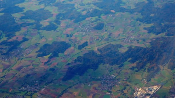 Amplia Vista Panorámica Campos Agrícolas Rurales Colinas Desde Plano Alto — Vídeos de Stock