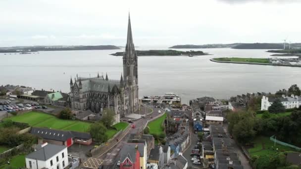 Catedral San Colman Cobh Irlanda Vista Aérea Lugares Interés Frente — Vídeos de Stock