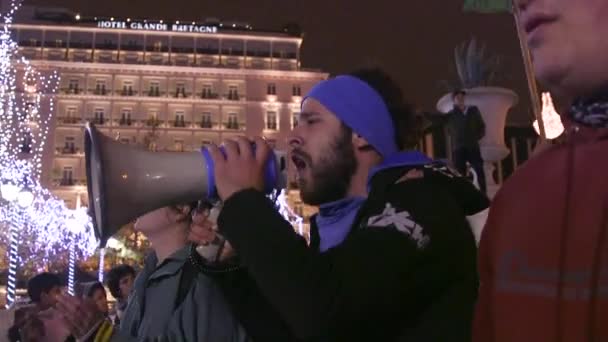 ギリシャアテネの広場での難民権のデモ — ストック動画