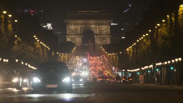 Stabil Lövés Ami Végignéz Champs Elysees Arc Triomphe Felé Éjszaka — Stock videók