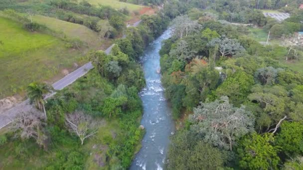 Yaque Del Norte Vista Aerea Accanto Una Strada Circondato Natura — Video Stock