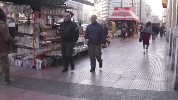 Mensen Die Door Straten Van Athene Lopen Griekenland — Stockvideo