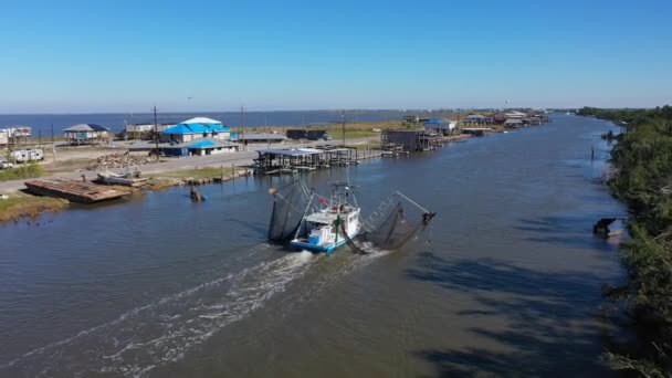 Trawls Voor Garnalen Chauvin Louisiana — Stockvideo