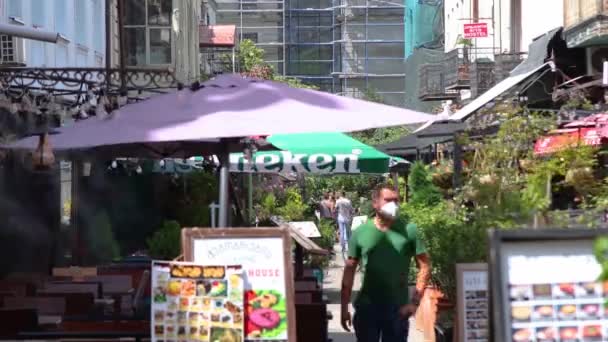 Gente Caminando Restaurantes Calle Erekle Old Tbilisi Georgia Lapso Tiempo — Vídeos de Stock