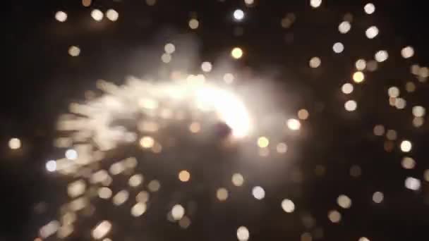 Slow Motion Shot Van Ground Spinner Vuurwerk Tijdens Het Diwali — Stockvideo