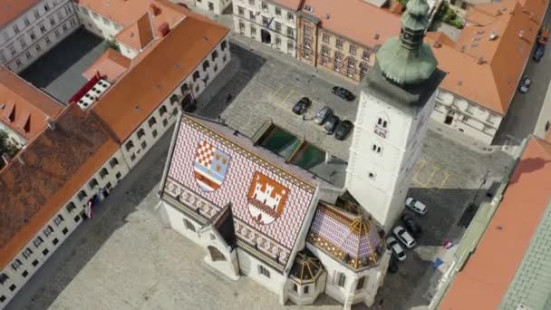 Draufsicht Auf Die Markuskirche Zagreb Kroatien Drohnenschuss Aus Der Luft — Stockvideo