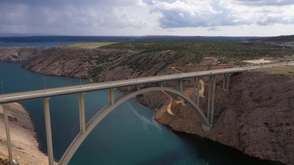 Maslenica Brug Betonnen Boogbrug Kroatië Drone Schot Vanuit Lucht — Stockvideo