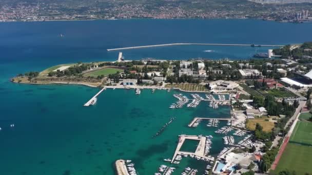 Hırvatistan Adriyatik Kasabası Split Kentindeki Şehir Denizcisinin Hava Görüntüsü Insansız — Stok video