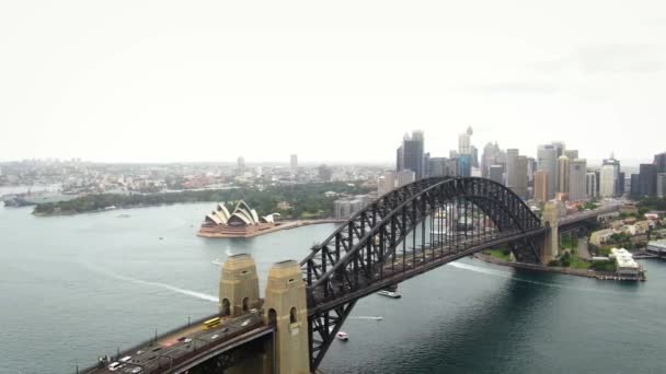 Sydney Ópera Puente Del Puerto Nublado Clima Frío — Vídeos de Stock