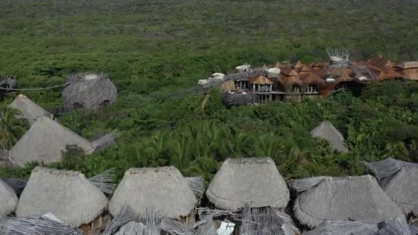 Aerial Flyback Över Azulik Eco Lodge Tulum Mexiko — Stockvideo