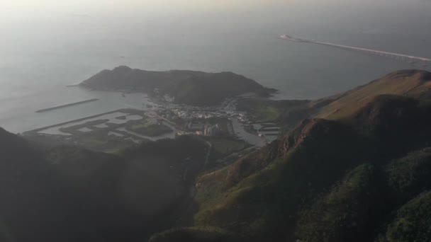 Пейзаж Острова Лантау Гонконг Китай Drone Float Lion Rock Environment — стоковое видео