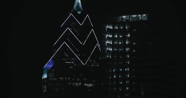 Filadelfia Skyline Notte Con Edifici Luci Riflessi — Video Stock