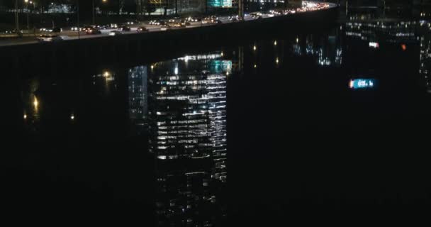 Philadelphia Fmc Building Night Reflected Schuykill River — Stock Video