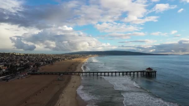 Dron Zestrzelony Nad Molo Manhattan Beach Kalifornii Zachodnie Wybrzeże Ameryki — Wideo stockowe