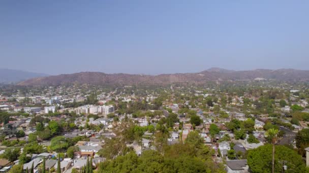 Aerial Boom Eagle Rock Neighborhood Los Angeles California Beautiful Clear — Stock Video