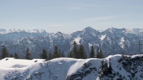 Lot Samolotem Drone Wzdłuż Szczytu Rauschberg Bawarii Chiemgau Pięknym Efektem — Wideo stockowe