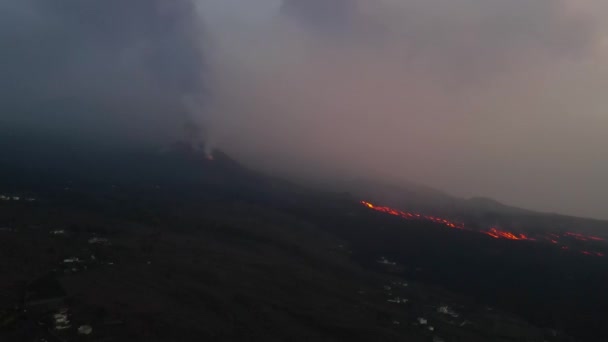 Cumbre Vieja Vulkan Utbrott Och Lava Floden Vid Soluppgången Palma — Stockvideo