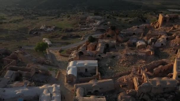 Drone Πυροβόλησε Πετούν Χαμηλά Πάνω Από Αρχαίο Χωριό Ερείπια Της — Αρχείο Βίντεο