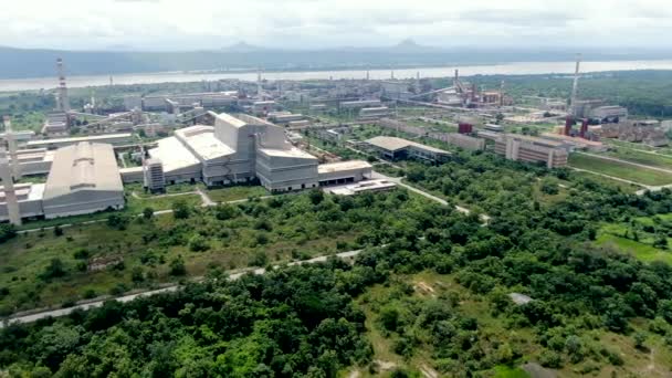 Ajaokuta Steel Company Kogi State Nigeria River Mountains Aerial View — Stock Video
