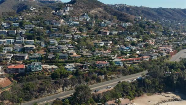 Vista Aérea Moradia Lado Montanha Laguna Beach Califórnia — Vídeo de Stock