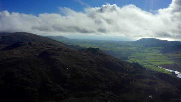 Carlingford Mountains Louth Ireland October 2021 Drone Pushes South Rugged — Stock Video