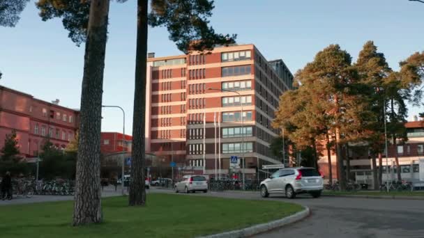 Kinematické Založení Záběru Švédské Nemocnice Během Pandemie — Stock video