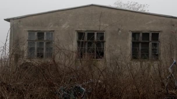 Slow Suspense Dolly Shot Abandoned Building Broken Windows — Stock Video