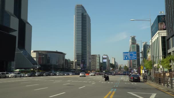 ソウルの街並みを前方にアセムタワー 左側に貿易タワーを持つ韓国 — ストック動画